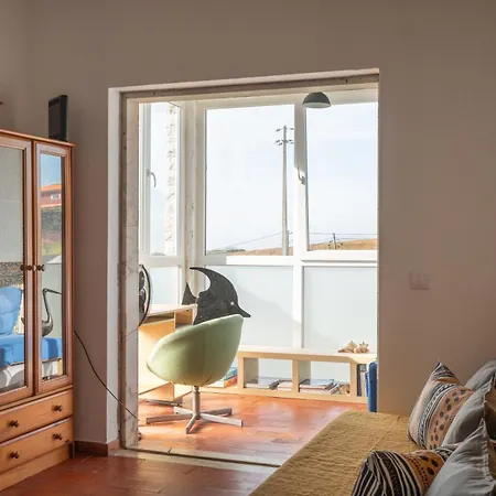 Casa Ribeira Quarto Salmao Homestay *