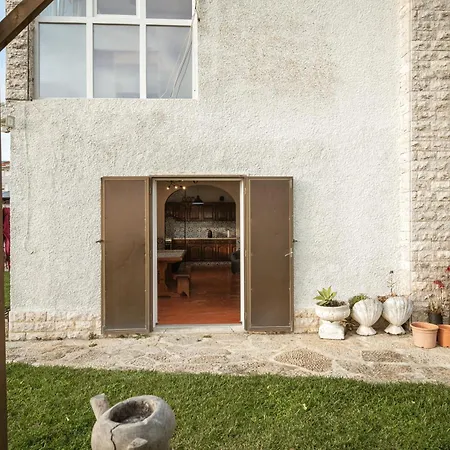 Casa Ribeira Quarto Salmao Homestay *